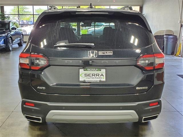 new 2025 Honda Pilot car, priced at $51,050