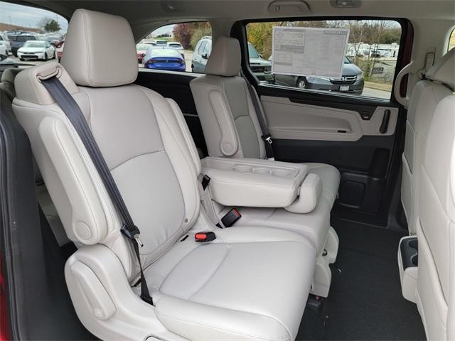 new 2026 Honda Odyssey car, priced at $43,190