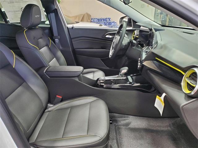 new 2025 Chevrolet Trax car, priced at $25,895