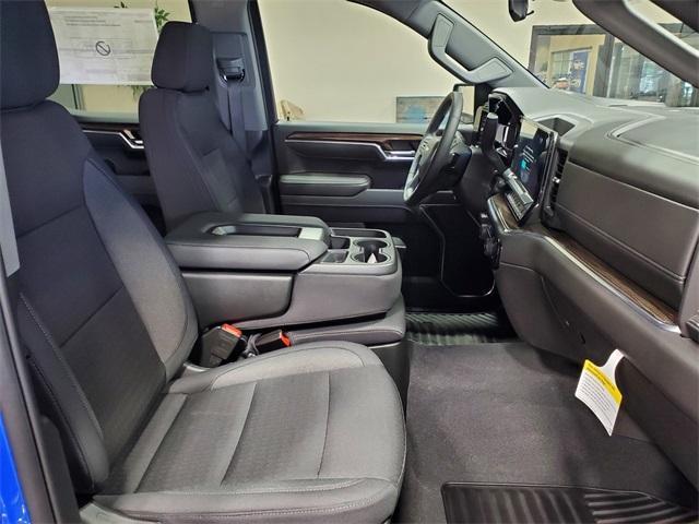 new 2025 Chevrolet Silverado 1500 car, priced at $50,386