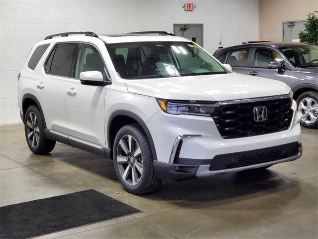 new 2025 Honda Pilot car, priced at $50,150