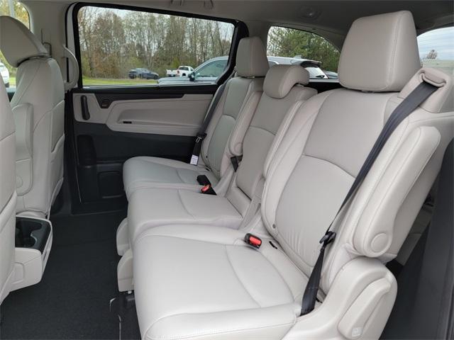 new 2026 Honda Odyssey car, priced at $43,190