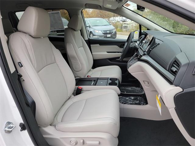 new 2026 Honda Odyssey car, priced at $43,190
