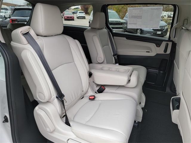 new 2026 Honda Odyssey car, priced at $43,190