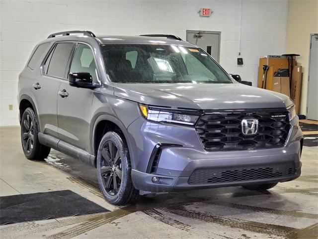 new 2025 Honda Pilot car, priced at $55,975