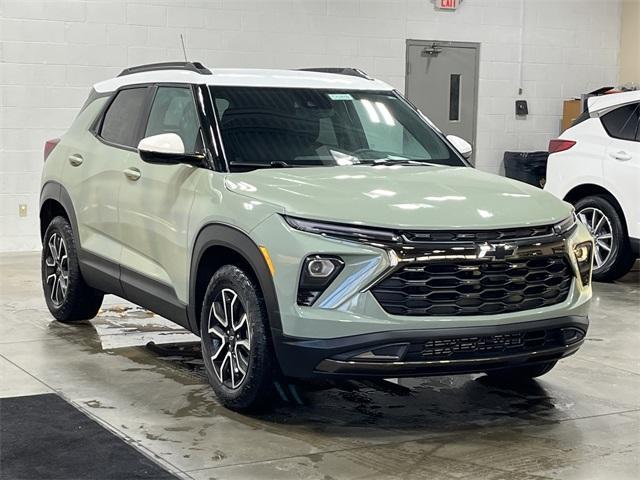 new 2025 Chevrolet TrailBlazer car, priced at $28,320