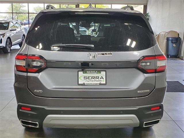 new 2025 Honda Pilot car, priced at $45,976