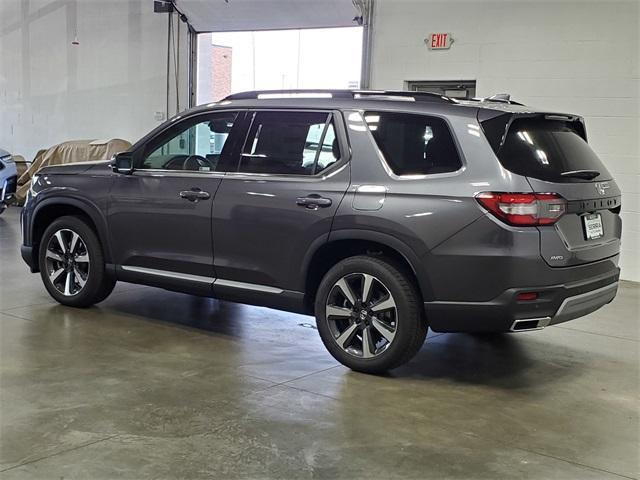 new 2025 Honda Pilot car, priced at $45,976