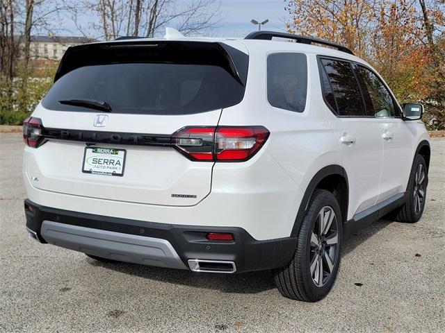 new 2025 Honda Pilot car, priced at $46,829