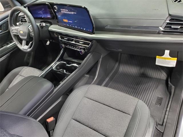 new 2025 Chevrolet Traverse car, priced at $45,869
