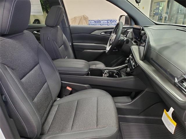new 2025 Chevrolet Traverse car, priced at $45,869
