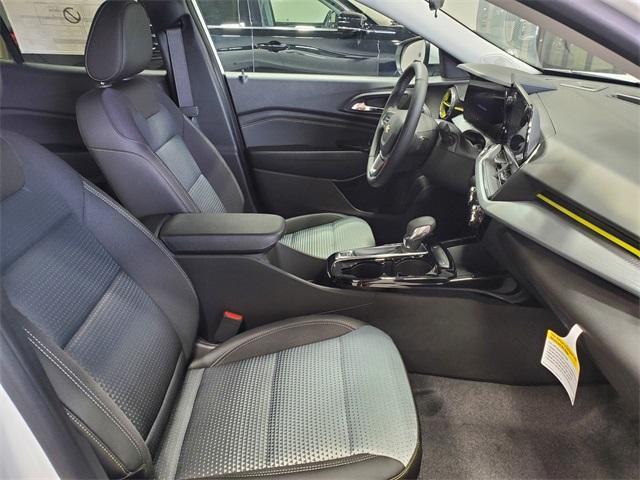 new 2025 Chevrolet Trax car, priced at $24,785