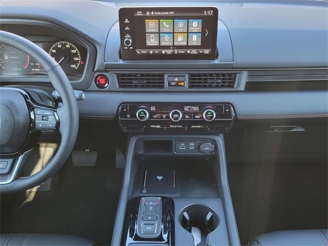 new 2025 Honda Pilot car, priced at $47,386