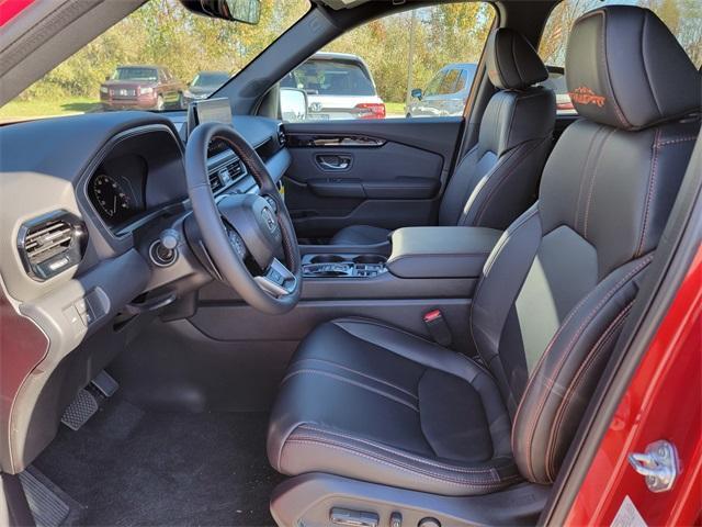 new 2025 Honda Pilot car, priced at $47,386