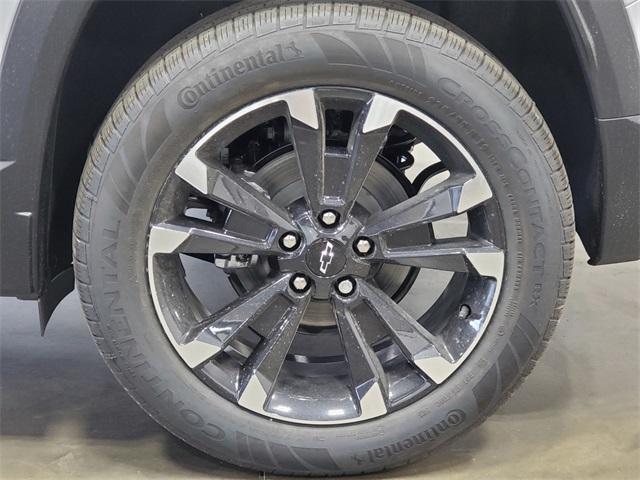 new 2026 Chevrolet Equinox car, priced at $39,560