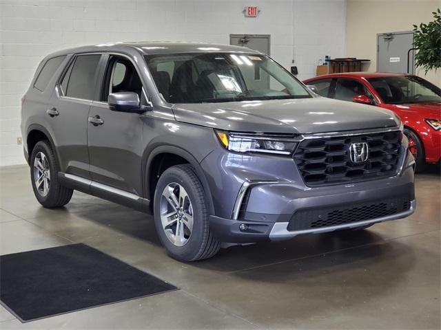 new 2025 Honda Pilot car, priced at $46,995