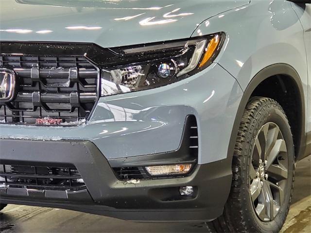 new 2025 Honda Ridgeline car, priced at $40,555