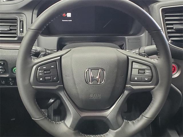 new 2025 Honda Ridgeline car, priced at $40,555