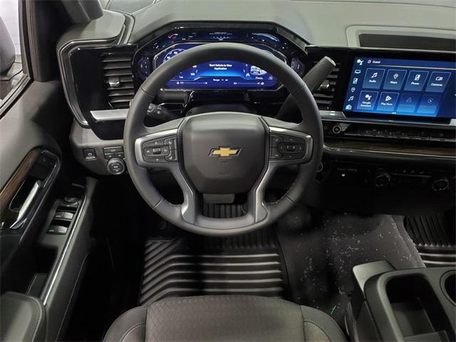 new 2024 Chevrolet Silverado 1500 car, priced at $43,927