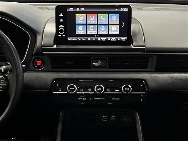 used 2025 Honda Pilot car, priced at $42,977