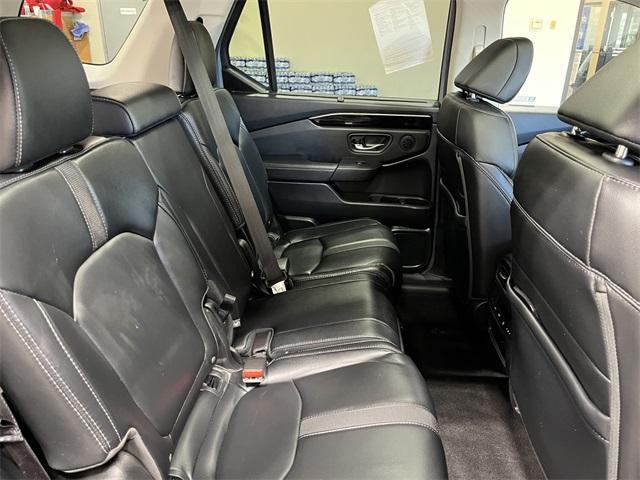 used 2025 Honda Pilot car, priced at $42,977