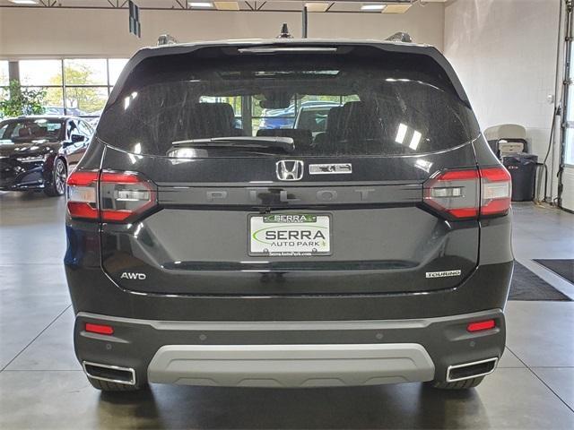 new 2025 Honda Pilot car, priced at $50,995