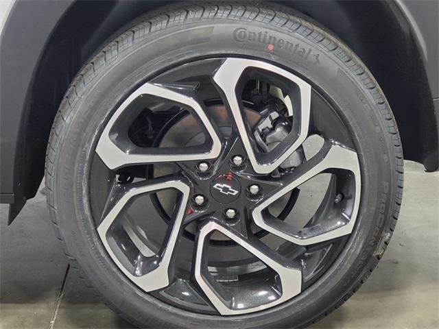 new 2025 Chevrolet Trax car, priced at $25,895