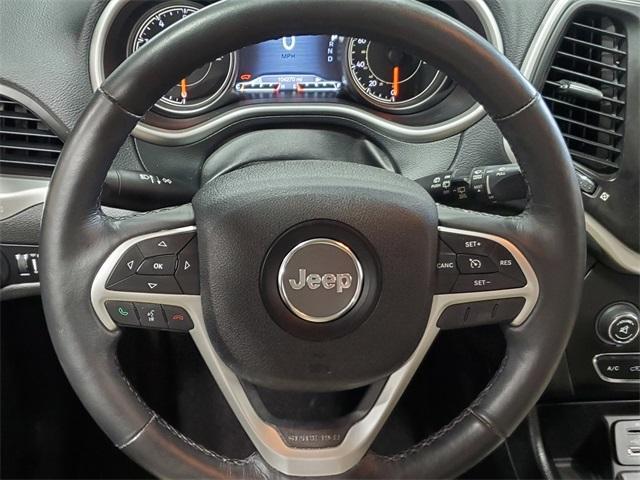 used 2016 Jeep Cherokee car, priced at $11,977