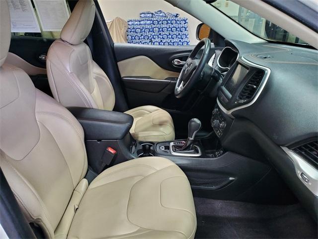 used 2016 Jeep Cherokee car, priced at $11,977