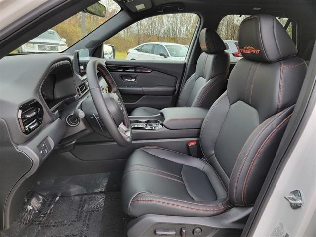 new 2025 Honda Pilot car, priced at $47,886