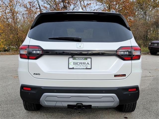 new 2025 Honda Pilot car, priced at $47,886