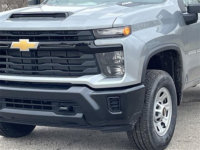 new 2025 Chevrolet Silverado 3500 car, priced at $51,035