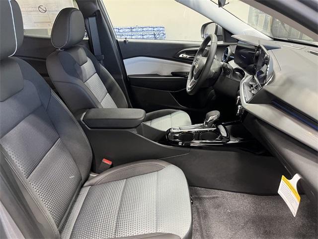 new 2026 Chevrolet Trax car, priced at $25,885