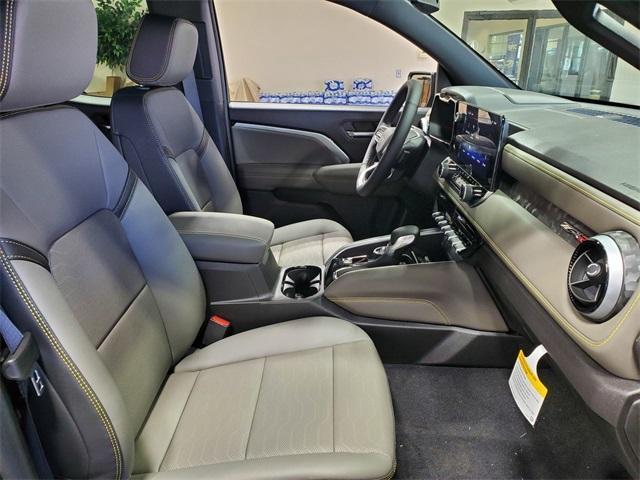 new 2025 Chevrolet Colorado car, priced at $52,470