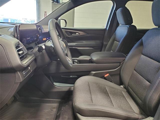 new 2026 Chevrolet Traverse car, priced at $46,935
