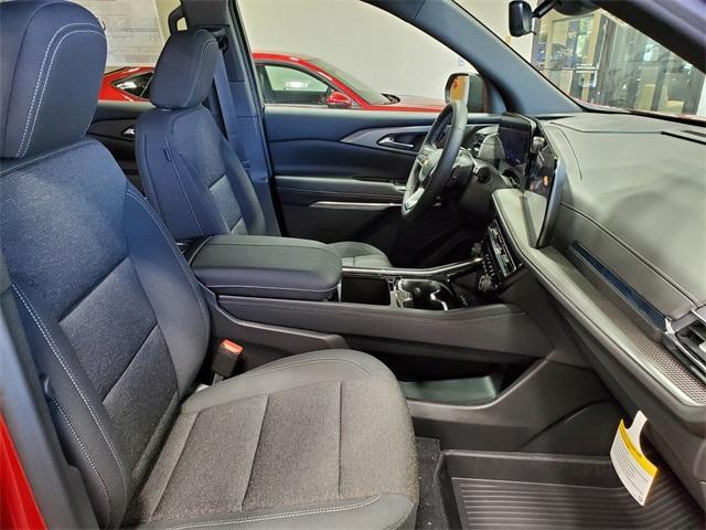 new 2026 Chevrolet Traverse car, priced at $46,935