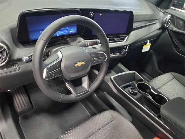 new 2026 Chevrolet Equinox car, priced at $29,925