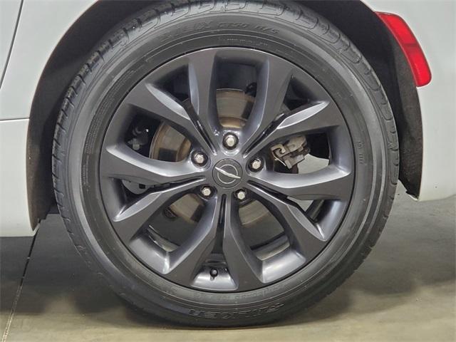 used 2020 Chrysler Pacifica car, priced at $26,977