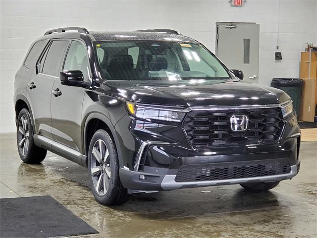 new 2025 Honda Pilot car, priced at $54,475