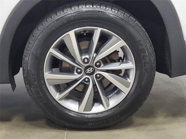 used 2020 Hyundai Santa Fe car, priced at $16,977