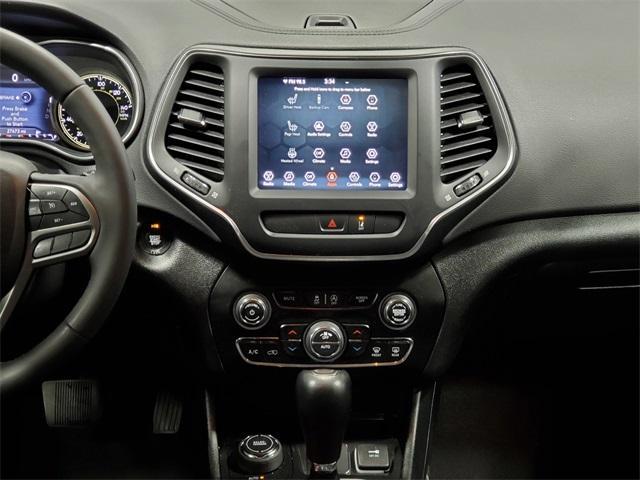 used 2022 Jeep Cherokee car, priced at $23,977