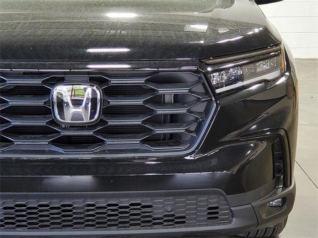 new 2025 Honda Pilot car, priced at $43,695