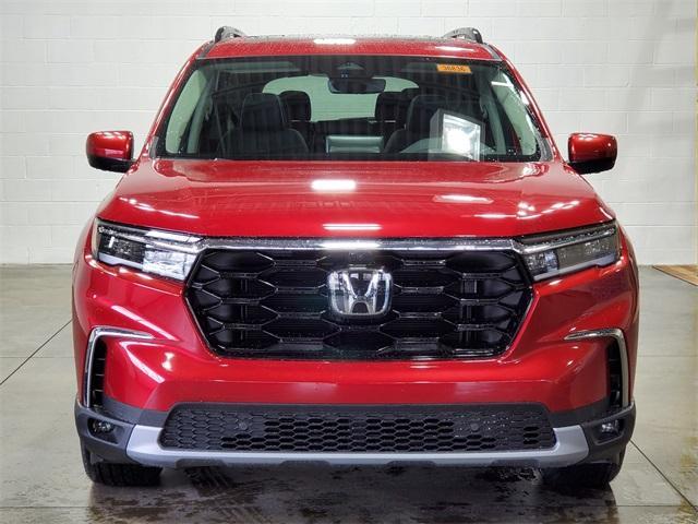 new 2025 Honda Pilot car, priced at $54,930