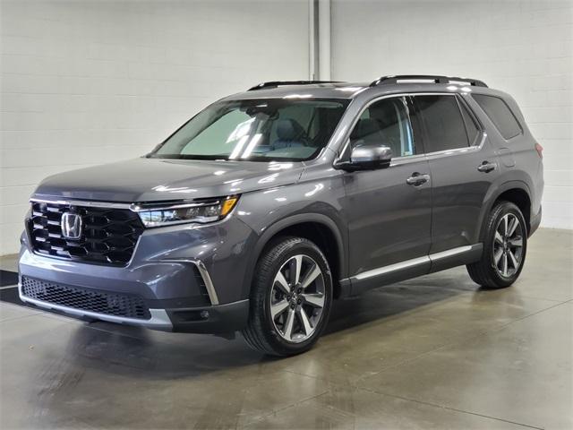 used 2023 Honda Pilot car, priced at $45,977