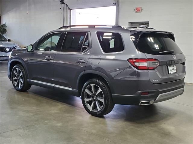 used 2023 Honda Pilot car, priced at $45,977