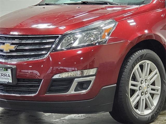 used 2015 Chevrolet Traverse car, priced at $13,977