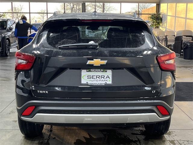 new 2025 Chevrolet Trax car, priced at $23,345