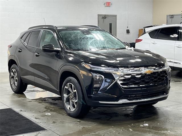 new 2025 Chevrolet Trax car, priced at $23,345