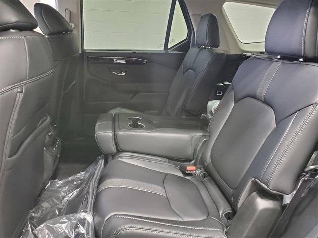 new 2025 Honda Pilot car, priced at $52,235
