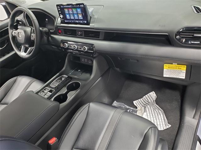 new 2025 Honda Pilot car, priced at $52,235